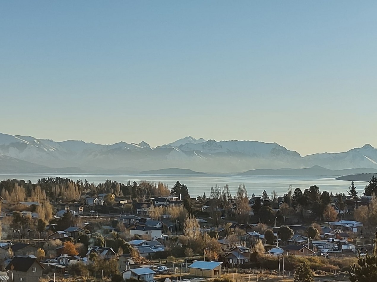 Lote con vista panoramica al Lago y Cordillera en Barrio Privado Barrancas de Dina Huapi