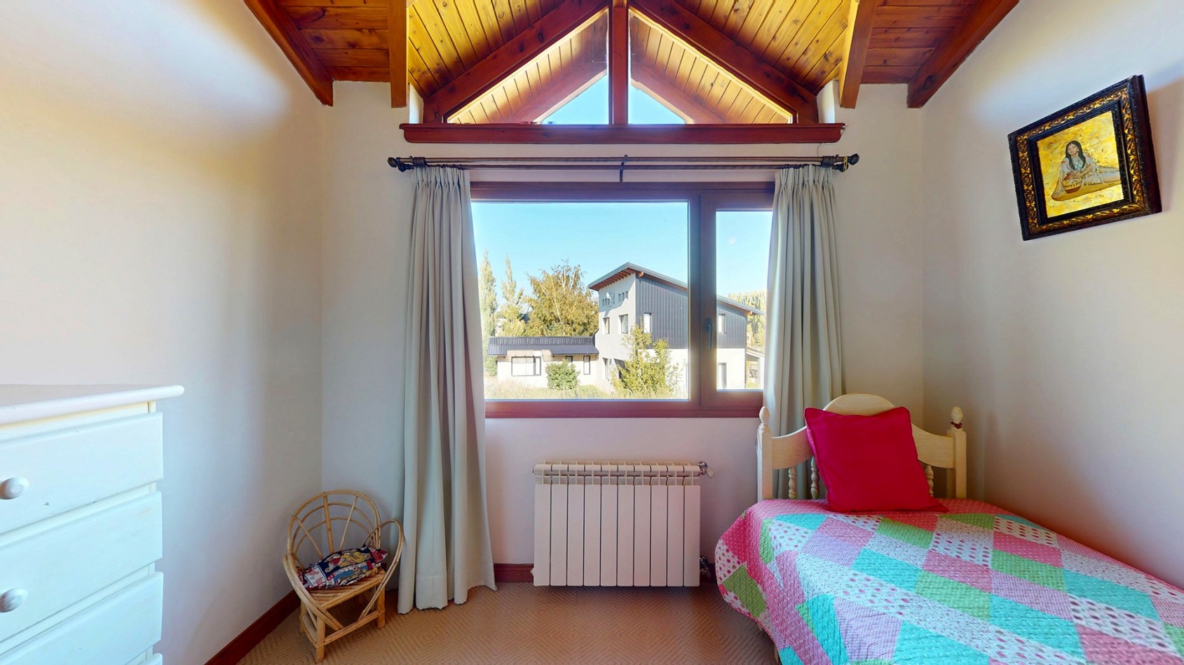 7 ambientes en Dina Huapi posibilidad de independizar el quincho como departamento anexo propiedad con potencial para desarrollar vivienda mas renta ideal