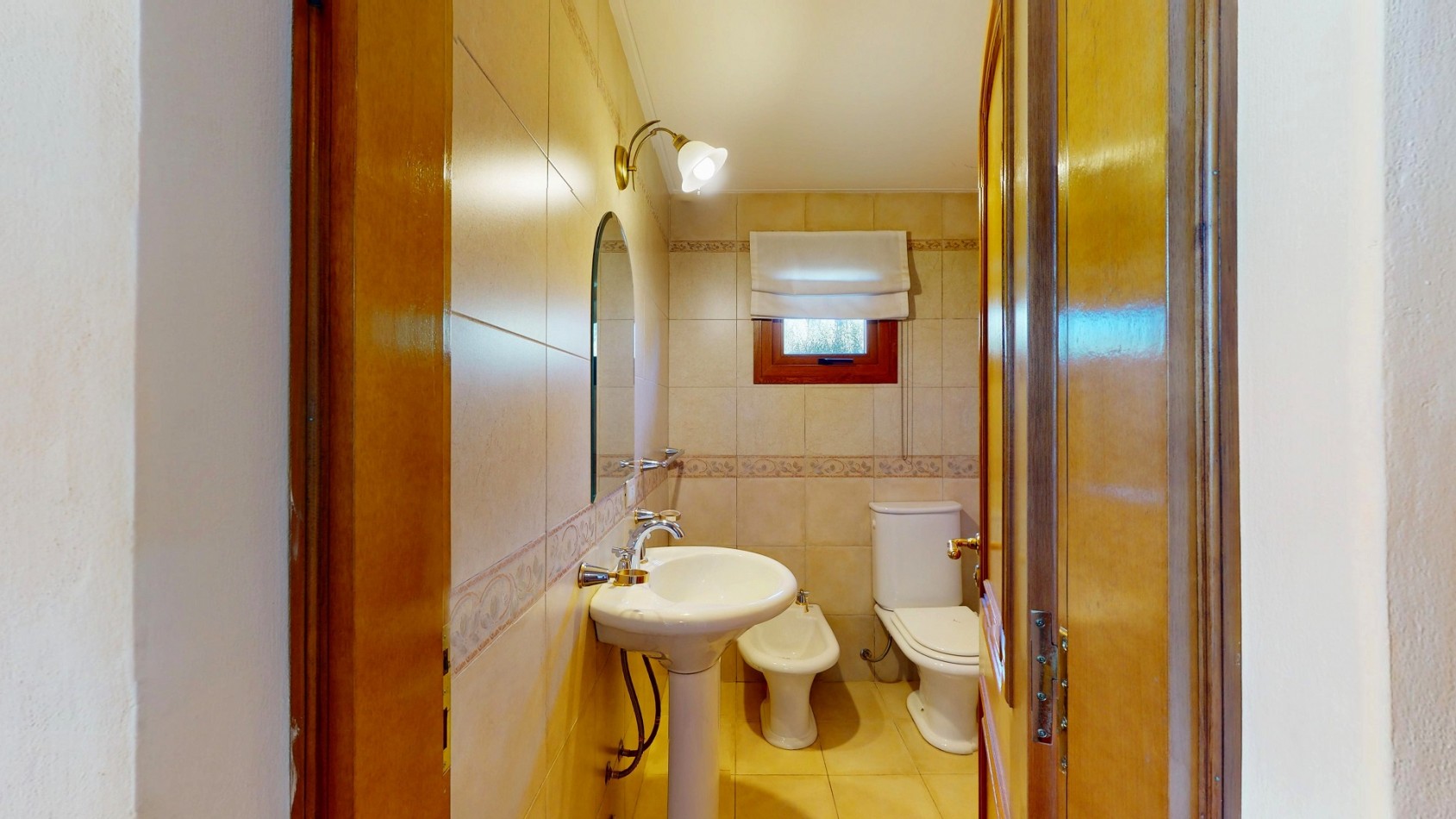 7 ambientes en Dina Huapi posibilidad de independizar el quincho como departamento anexo propiedad con potencial para desarrollar vivienda mas renta ideal