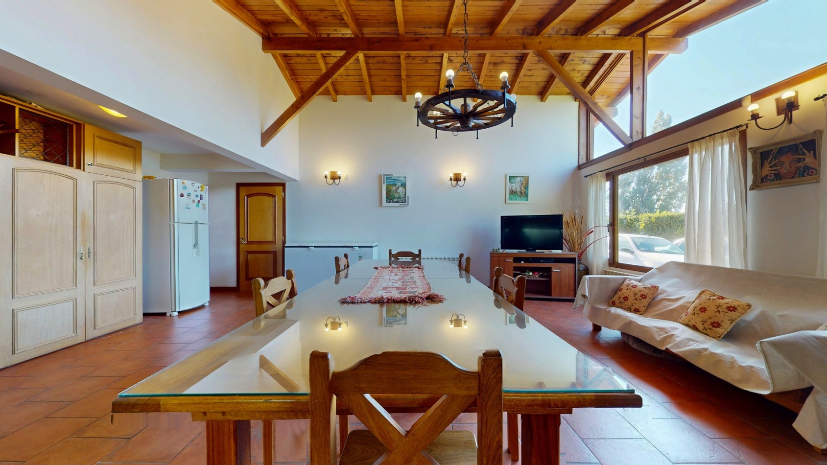 7 ambientes en Dina Huapi posibilidad de independizar el quincho como departamento anexo propiedad con potencial para desarrollar vivienda mas renta ideal