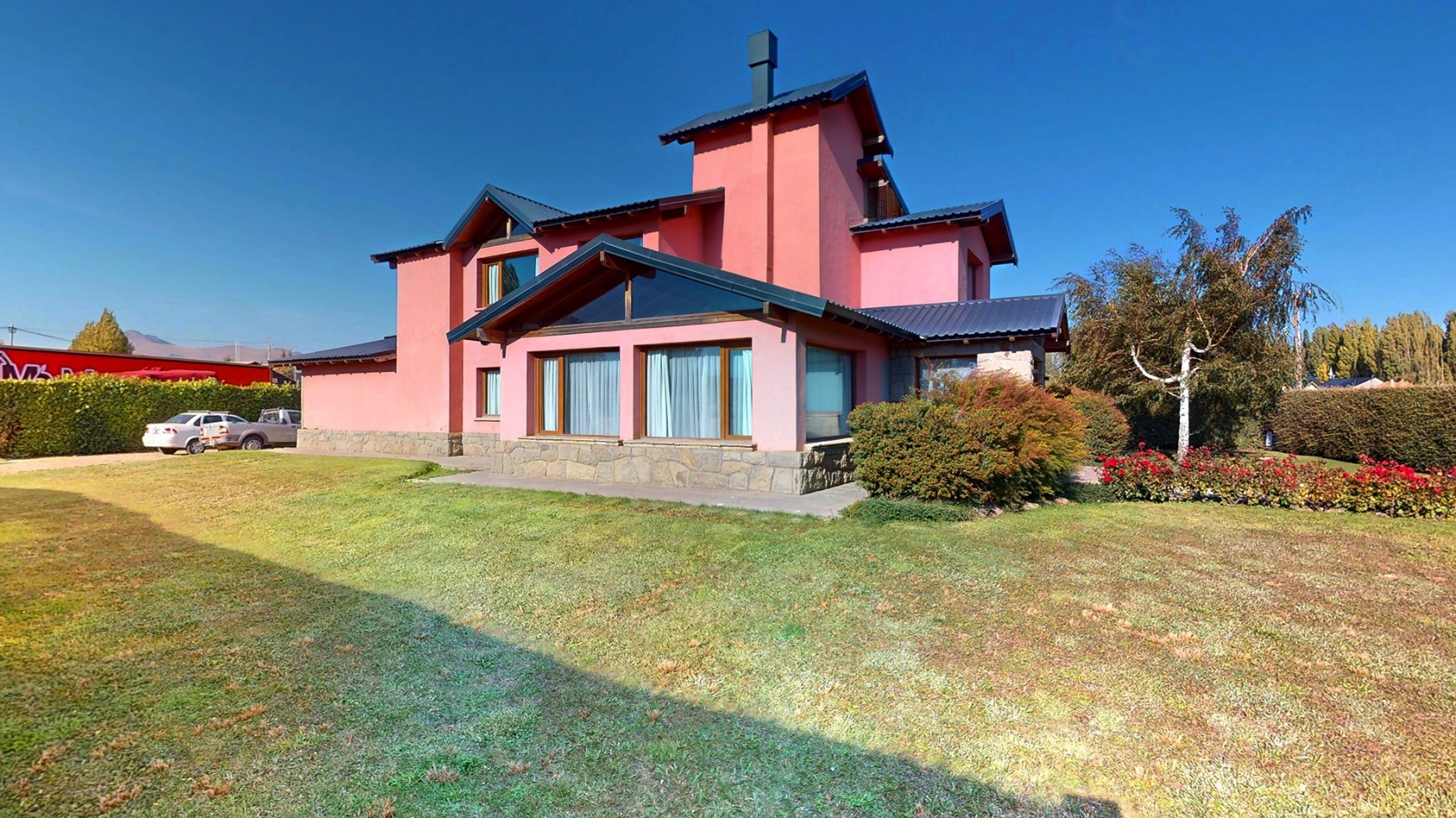 7 ambientes en Dina Huapi posibilidad de independizar el quincho como departamento anexo propiedad con potencial para desarrollar vivienda mas renta ideal