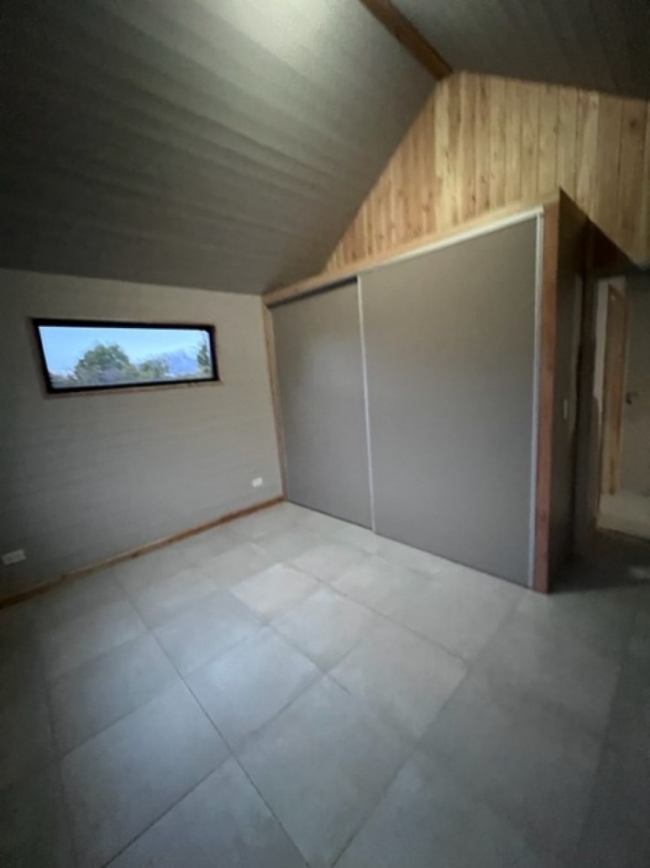 Foto Casa en Venta en San Carlos De Bariloche, Rio Negro - U$D 180.000 - pix1051061236 - BienesOnLine