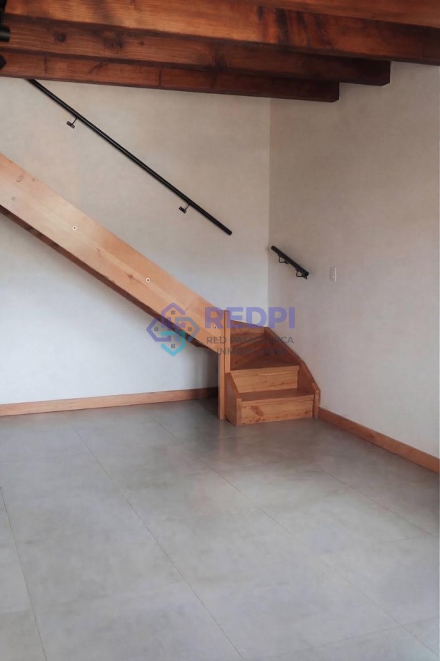 Departamento 2 ambientes con entrepiso cochera porton automatizado impecable en venta Bariloche Barrio San Francisco apto credito apto profesional y turismo 