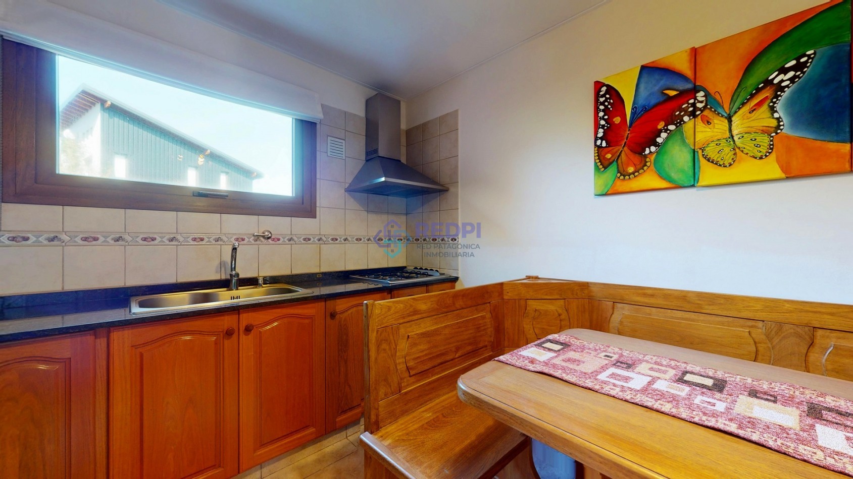 7 ambientes en Dina Huapi posibilidad de independizar el quincho como departamento anexo propiedad con potencial para desarrollar vivienda mas renta ideal