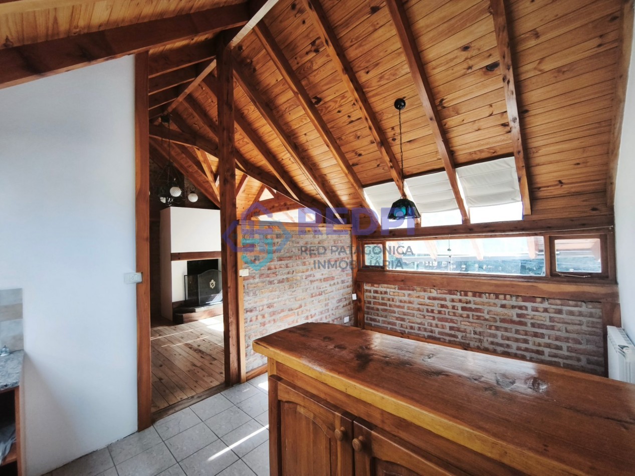 Casa de tres dormitorios en barrio Las Margaritas alquiler permanente 