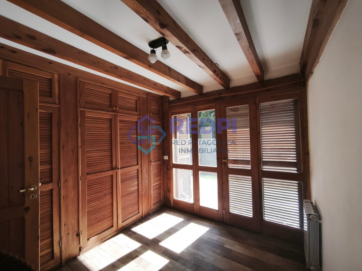 Casa de tres dormitorios en barrio Las Margaritas alquiler permanente 