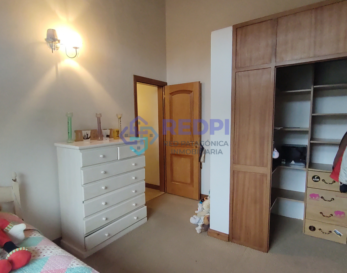 5 dorm con amplio quincho o depto en Dina Huapi