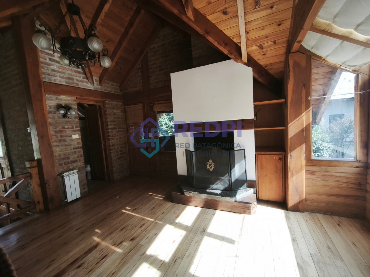 Casa de tres dormitorios en barrio Las Margaritas alquiler permanente 