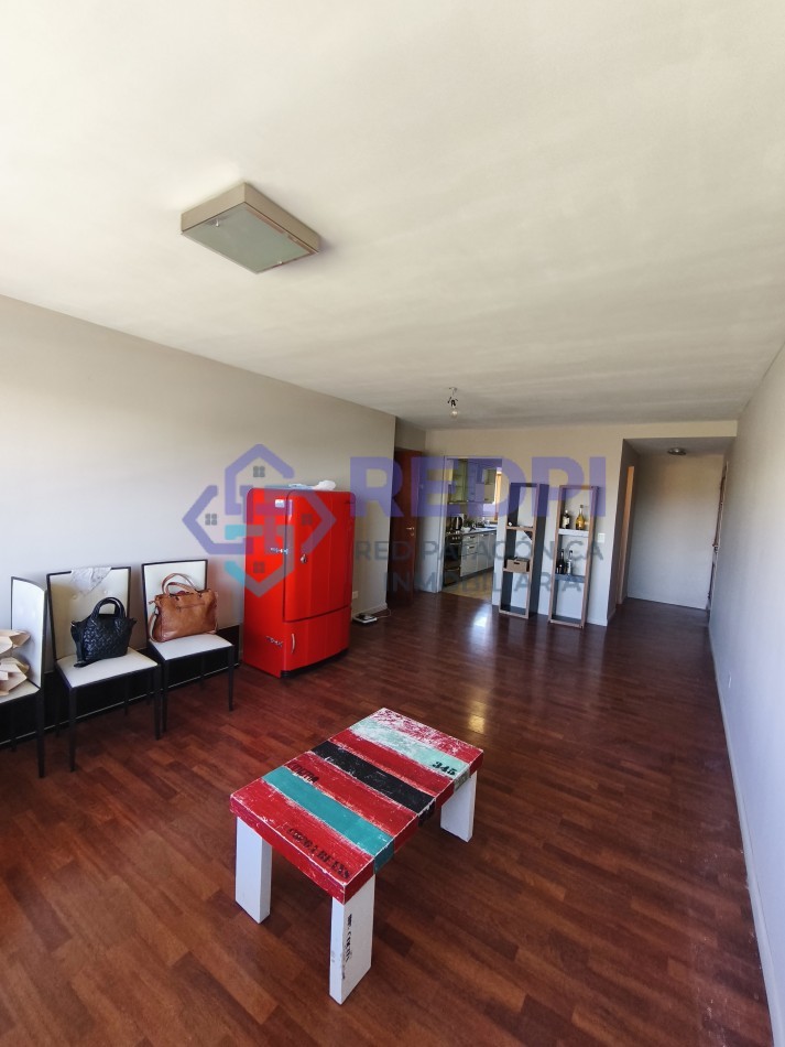 Departamento centrico con cochera y vista