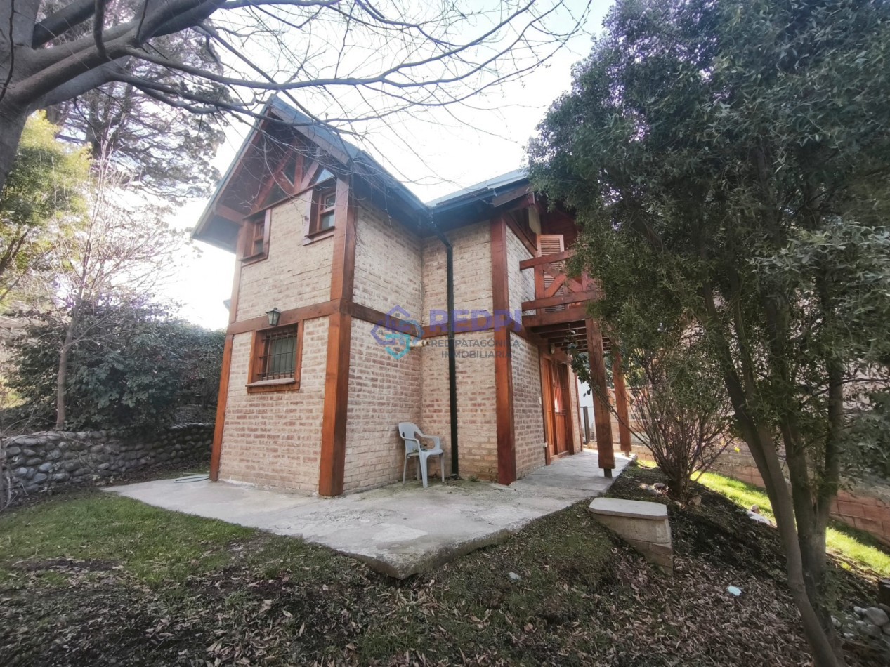Ph con jardin en barrio Las Margaritas alquiler permanente en Bariloche 