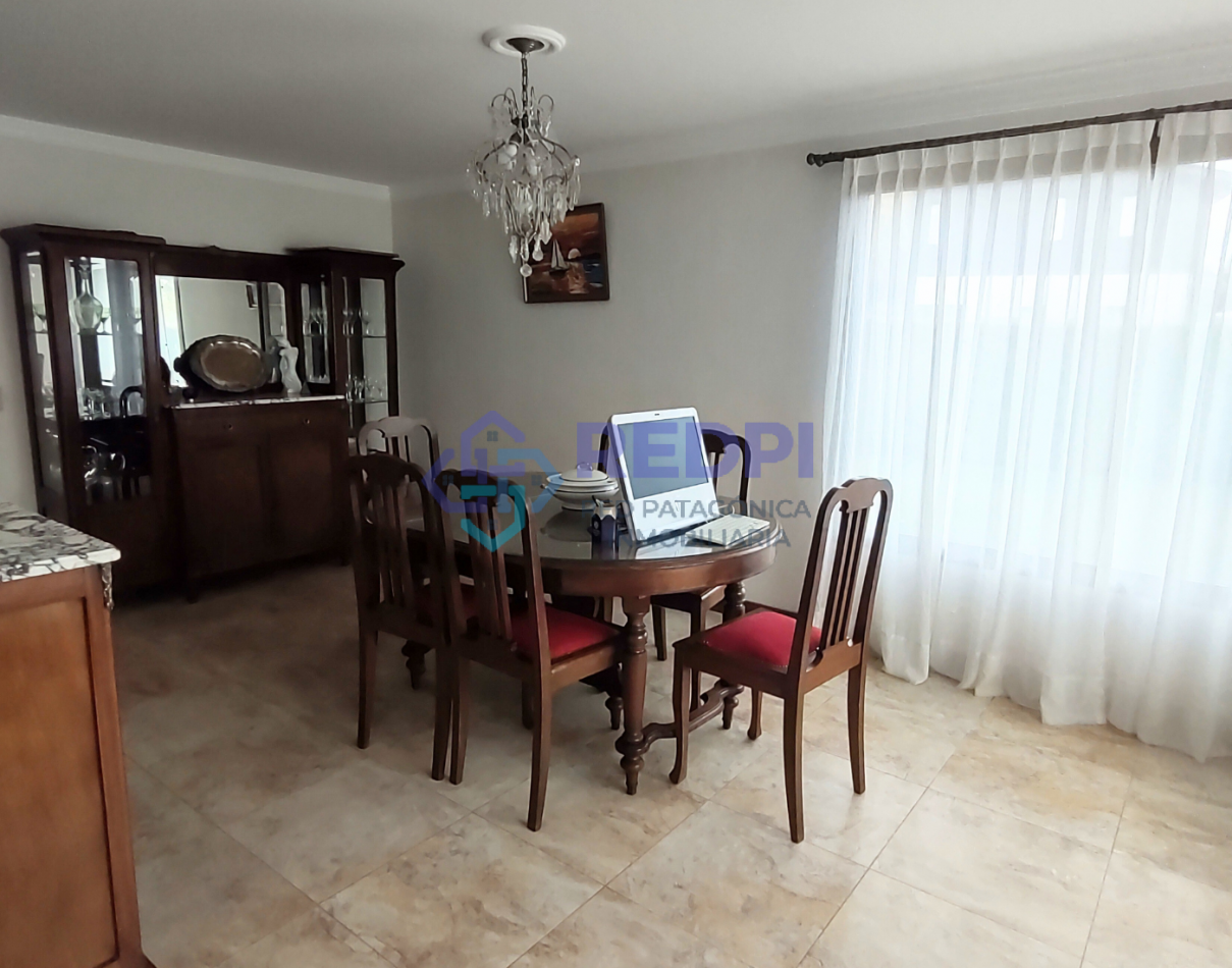 5 dorm con amplio quincho o depto en Dina Huapi