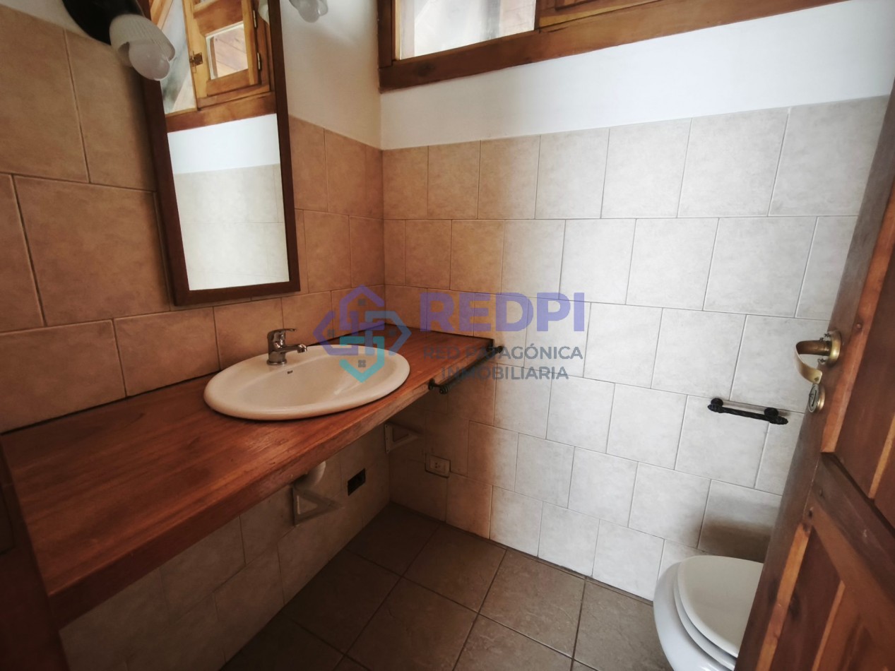 Casa de tres dormitorios en barrio Las Margaritas alquiler permanente 