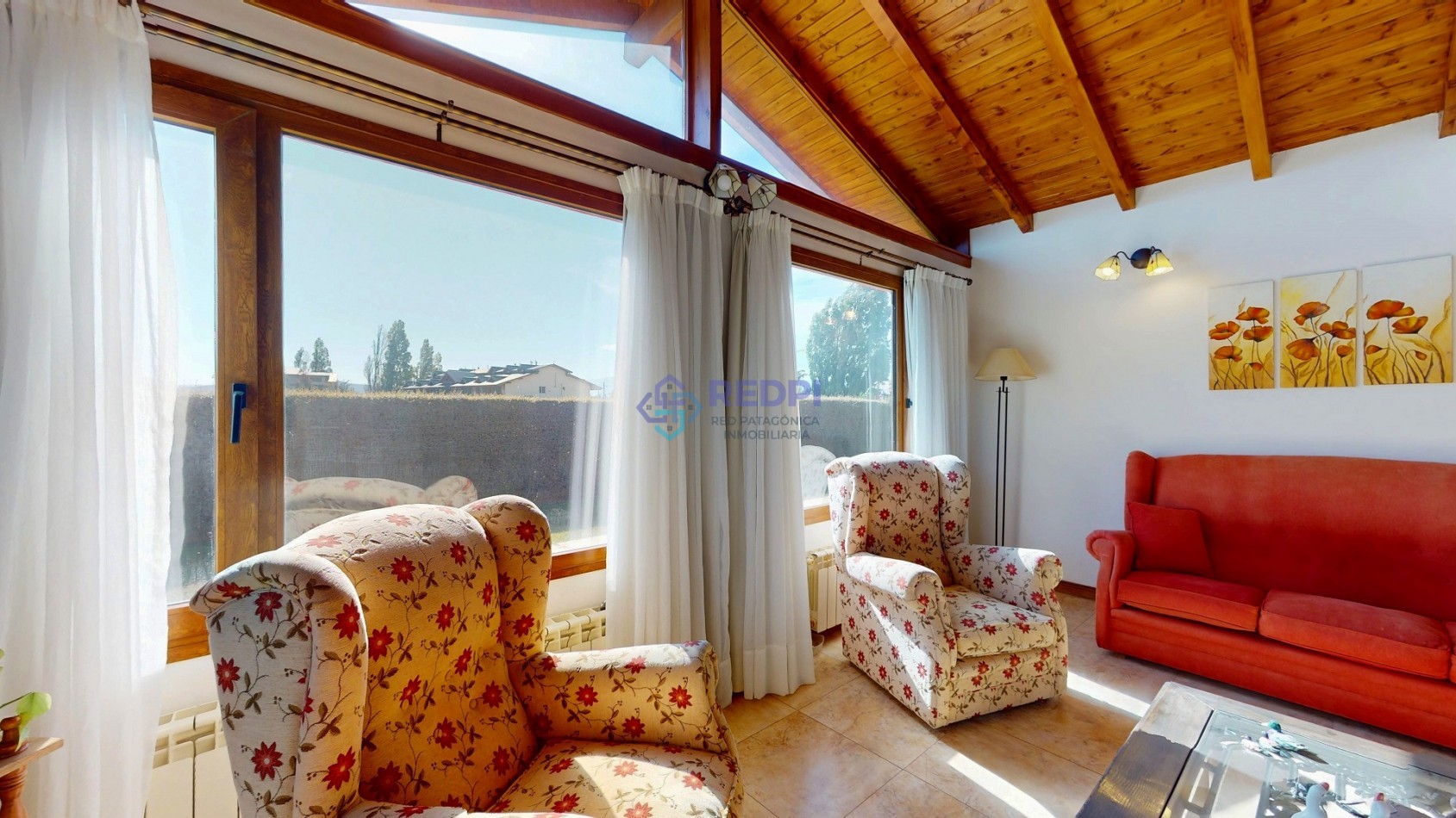 7 ambientes en Dina Huapi posibilidad de independizar el quincho como departamento anexo propiedad con potencial para desarrollar vivienda mas renta ideal