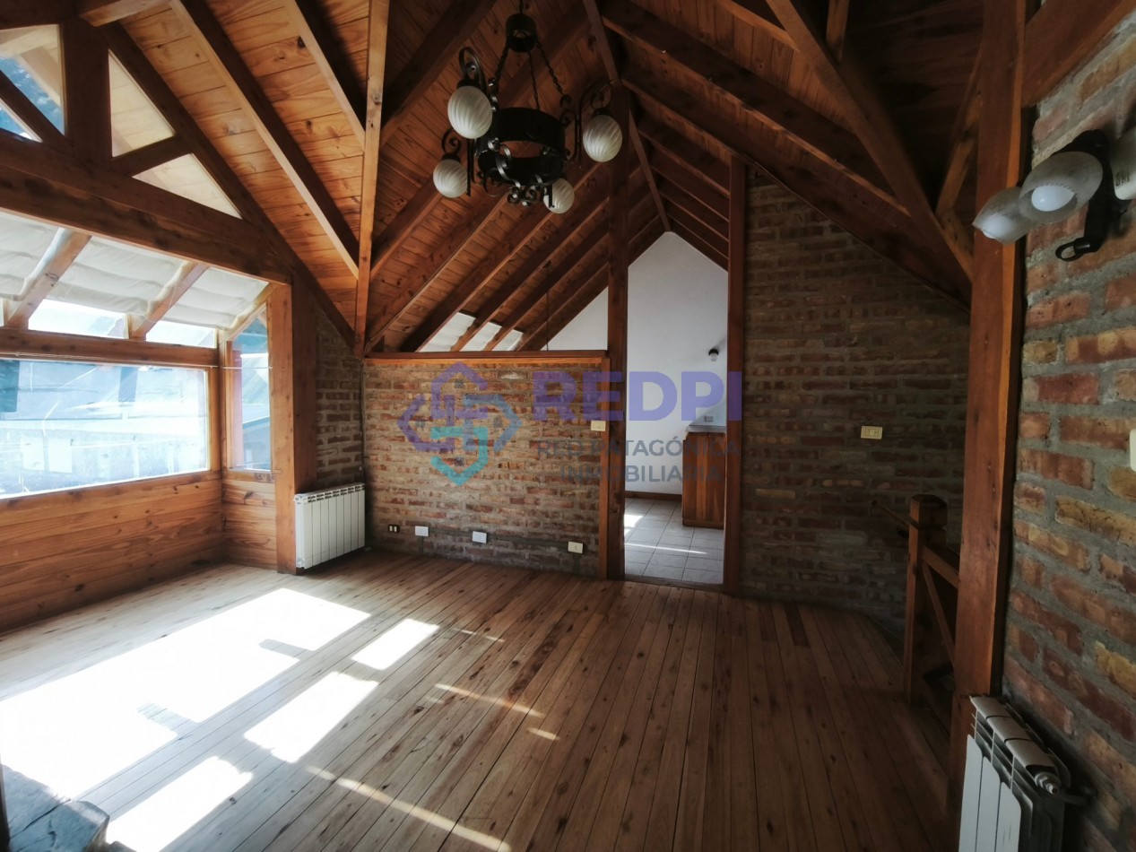 Casa de tres dormitorios en barrio Las Margaritas alquiler permanente 