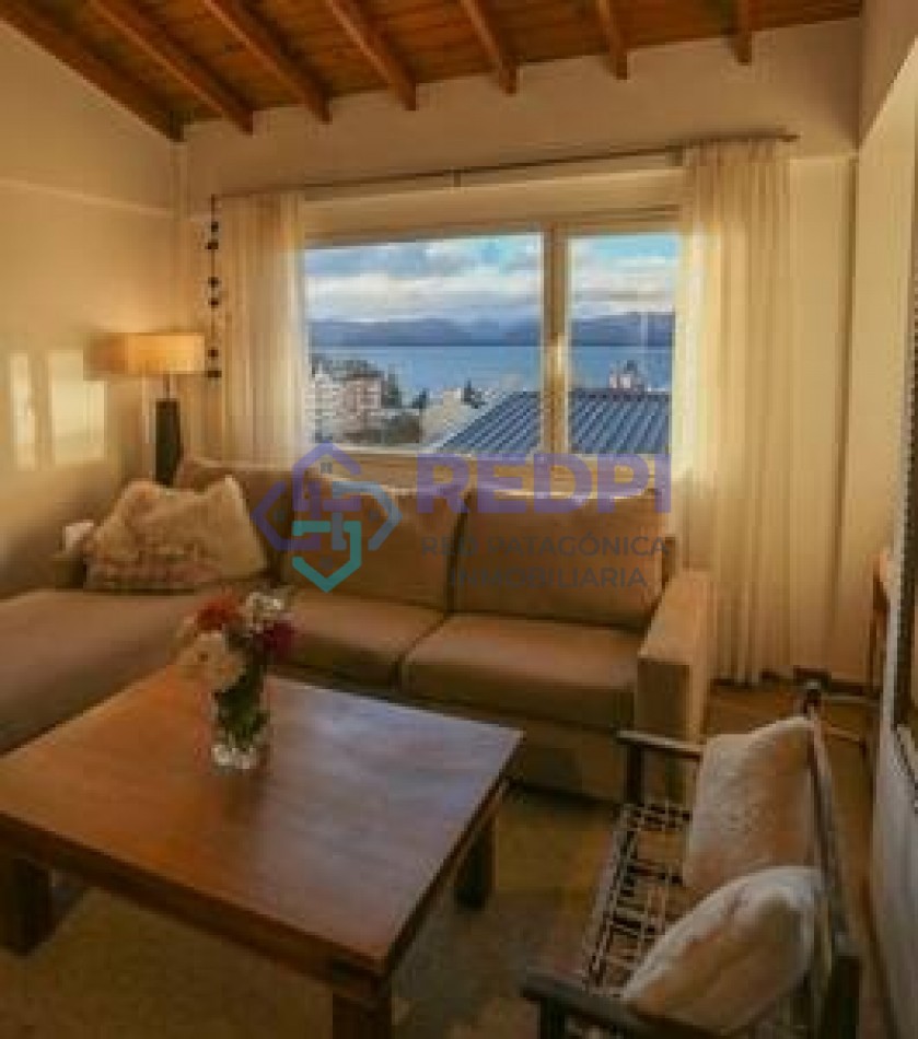 Departamento urbano con vista al lago 