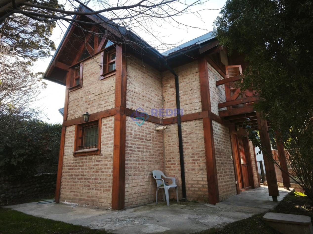 Ph con jardin en barrio Las Margaritas alquiler permanente en Bariloche 