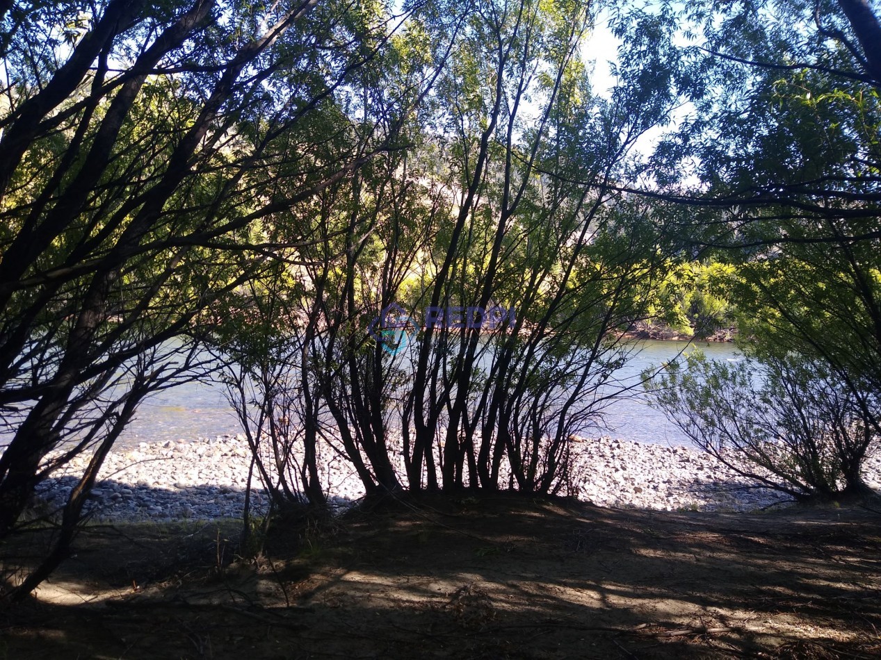 Costa de rio Limay