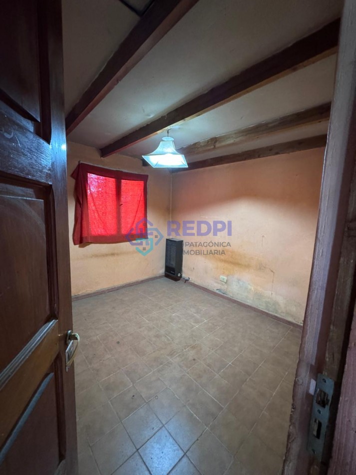 Lote ideal uso comercial con casa a reciclar