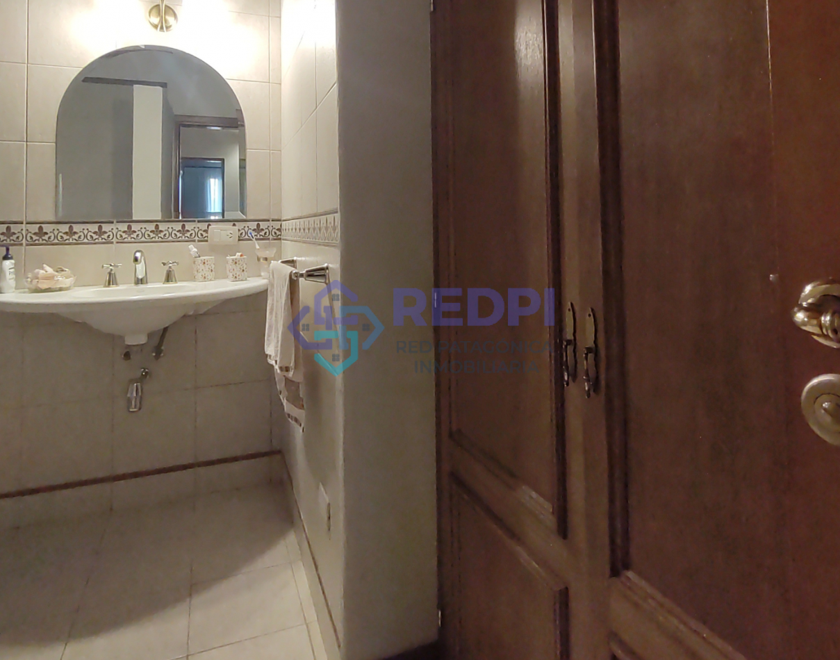 5 dorm con amplio quincho o depto en Dina Huapi