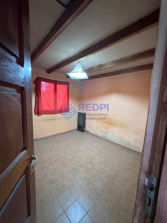 Lote ideal uso comercial con casa a reciclar