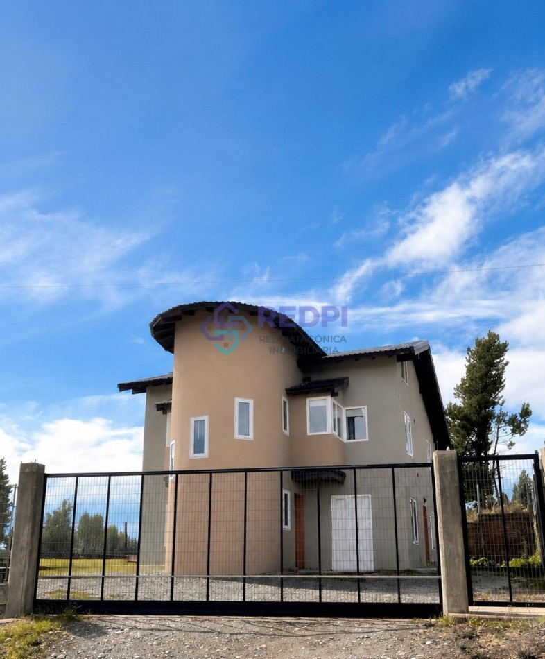 Departamento 2 ambientes con entrepiso cochera porton automatizado impecable en venta Bariloche Barrio San Francisco apto credito apto profesional y turismo 