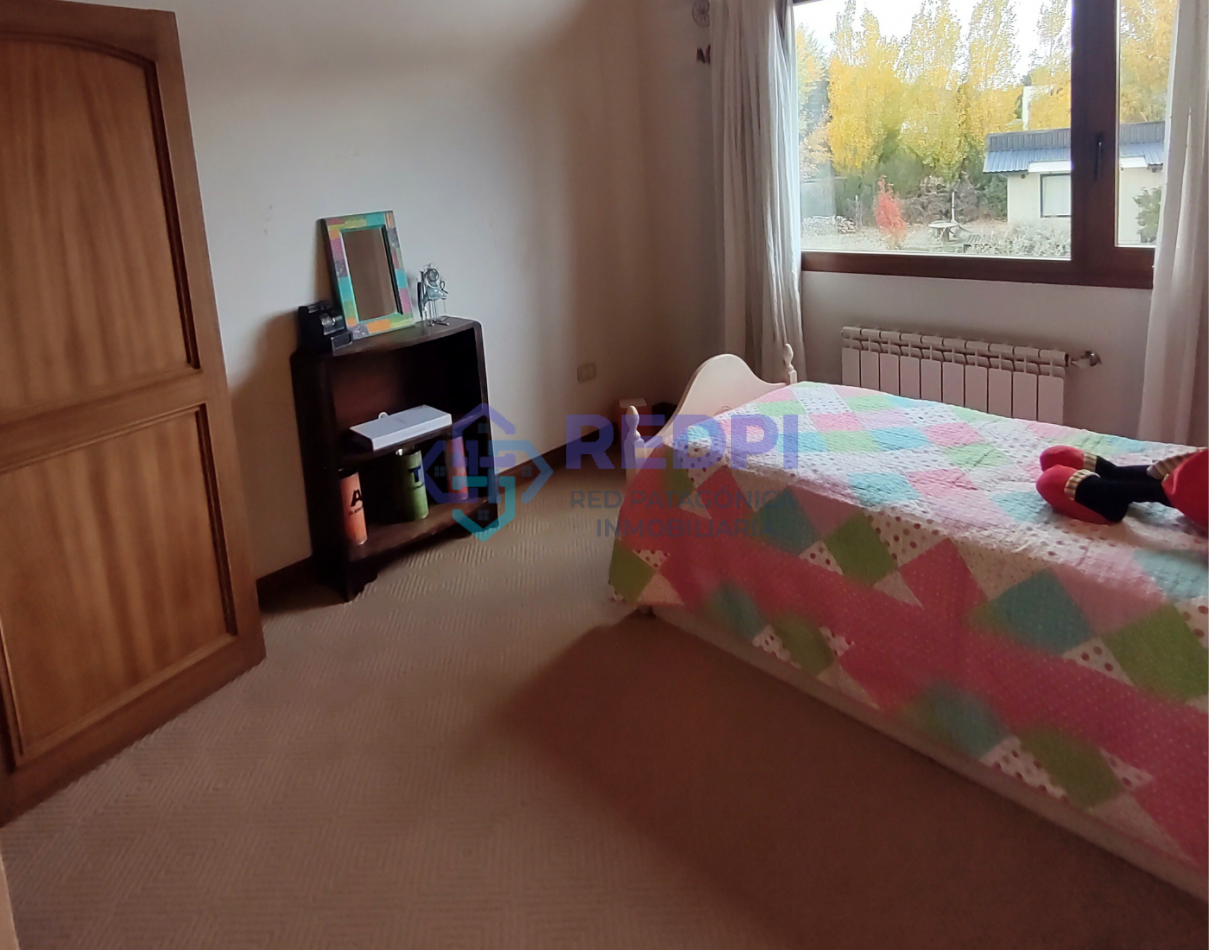 5 dorm con amplio quincho o depto en Dina Huapi