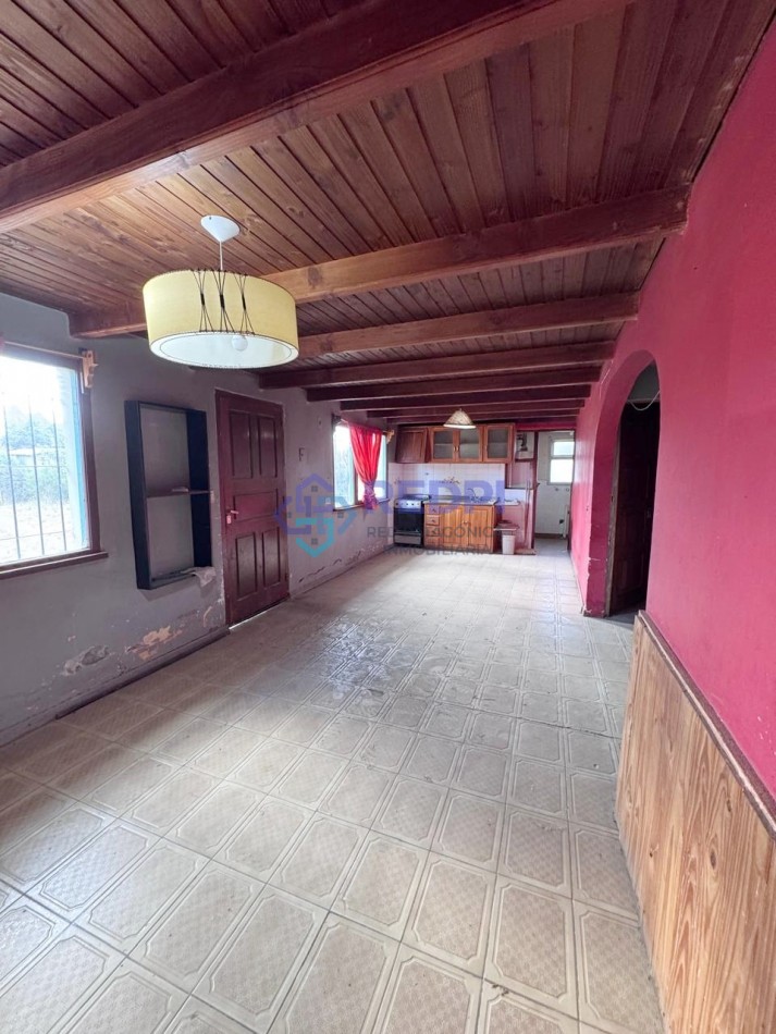 Lote ideal uso comercial con casa a reciclar