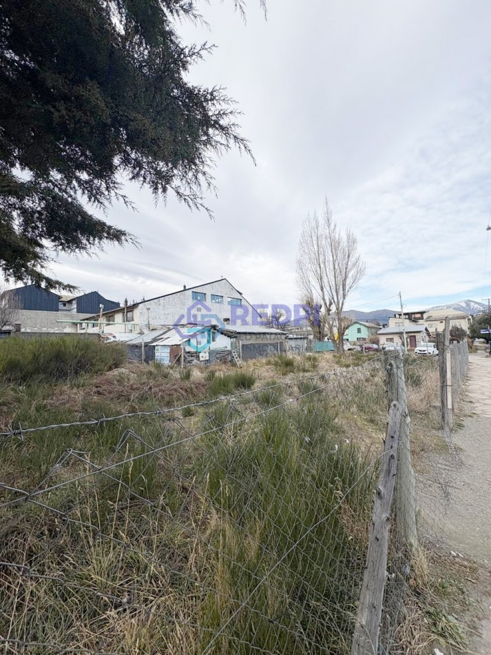 Lote urbano en esquina 