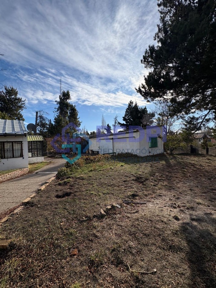 Lote plano con casa gas de red a 100 m del Rio Limay