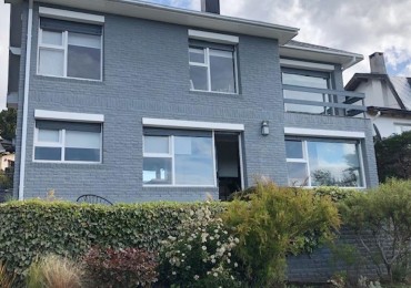 Casa 5 amb excelente vista lago Melipal .