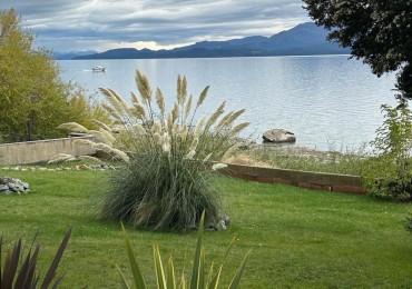 Exclusivo semipiso vista al lago 