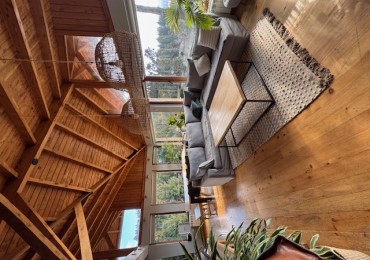 Amplia, luminosa y con vista al lago 