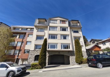 Departamento centrico con cochera y vista