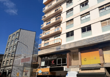 Departamento centrico con patio a reciclar