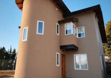 Departamento 2 ambientes con entrepiso cochera porton automatizado impecable en venta Bariloche Barrio San Francisco apto credito apto profesional y turismo 